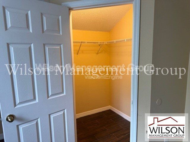 Building Photo - 5083 Luna Negra Dr