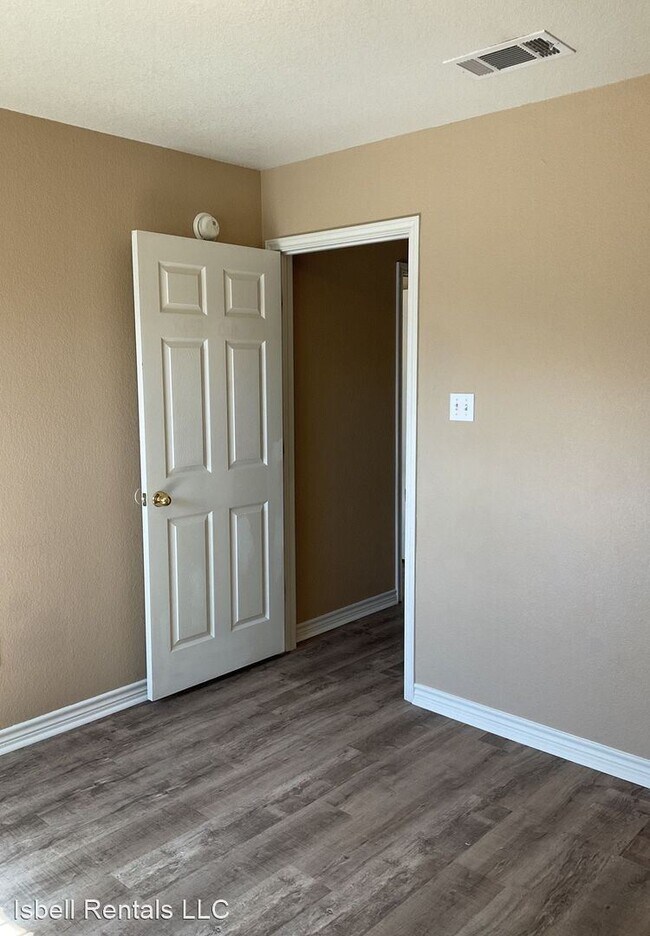 Building Photo - 4 br, 2 bath House - 4105 Maid Marian Circle