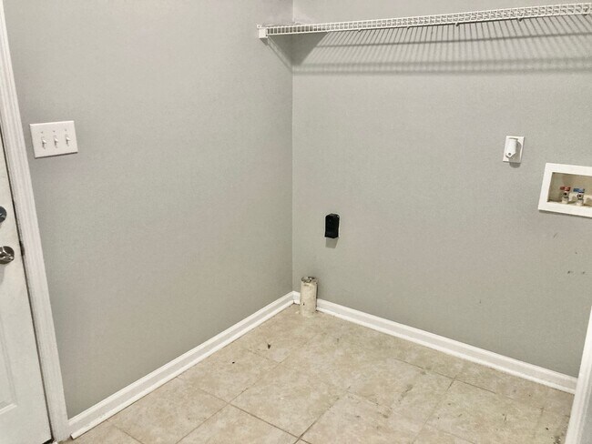 Building Photo - Family Home in Grovetown