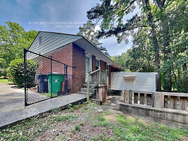 Building Photo - 4721 Murrayhill Rd