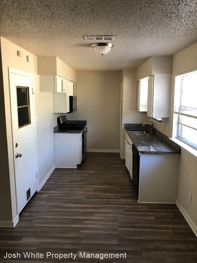 Building Photo - 3 br, 1.5 bath House - 629 Chambers