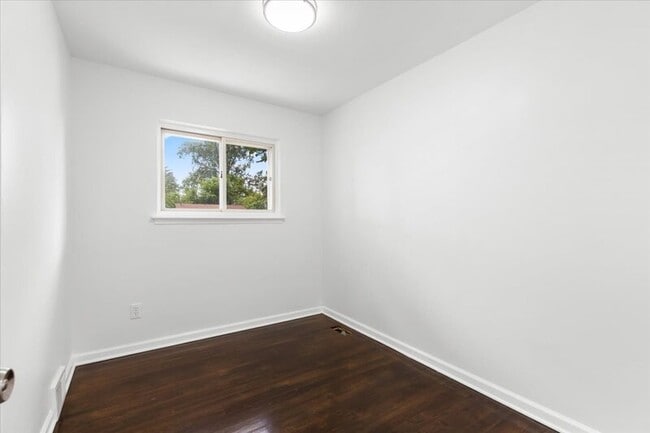 Building Photo - 21374 Ithaca Ave