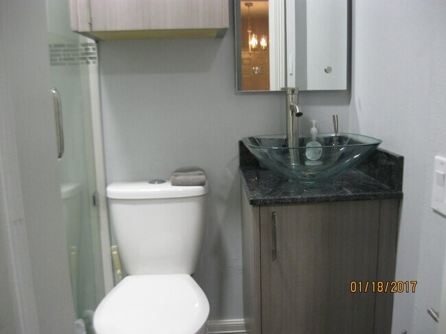 Building Photo - 125 E Morningside Dr