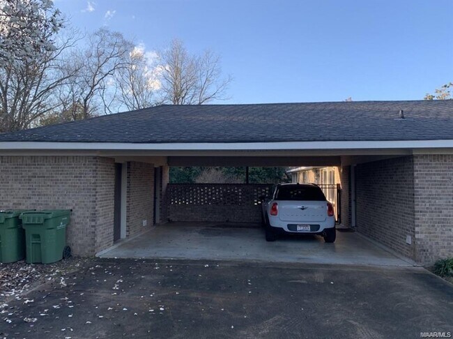 Building Photo - 111 Arrowhead Dr