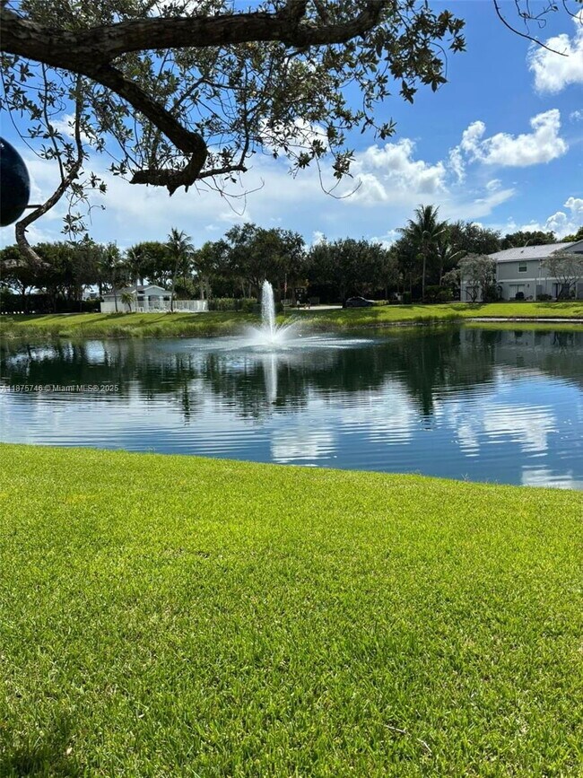 Building Photo - 16207 Sierra Palms Dr