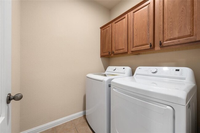Building Photo - 203 Arrowhead Trail