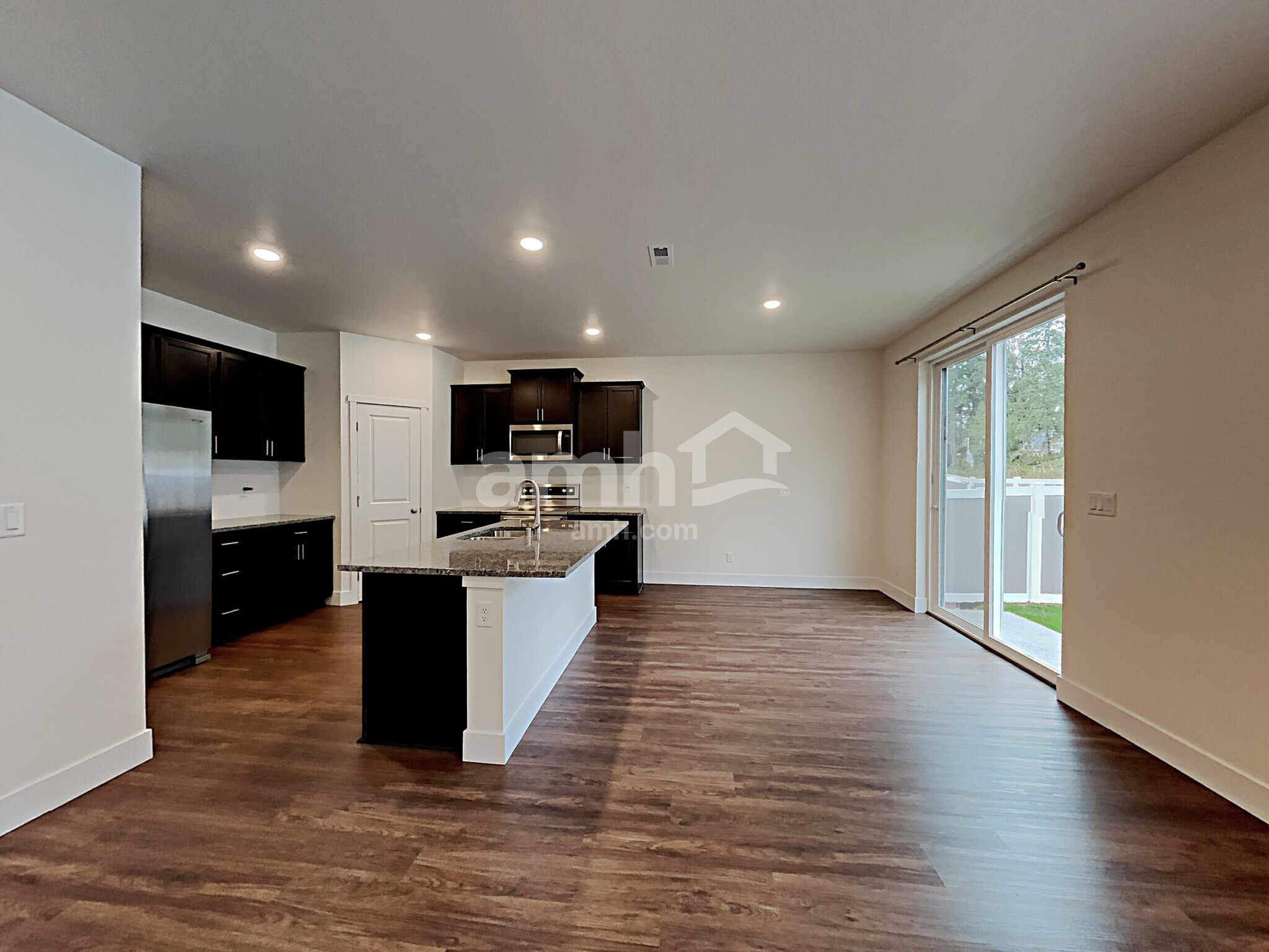 Building Photo - 12404 83rd Ave E