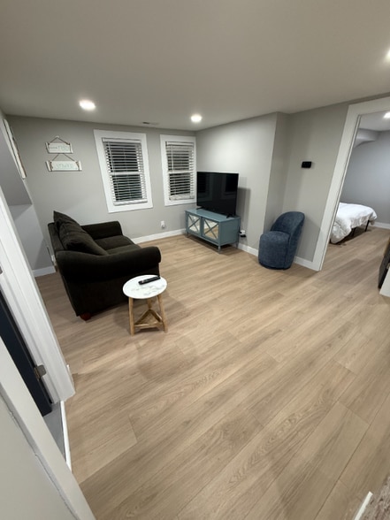 Building Photo - 2327 Jackson St