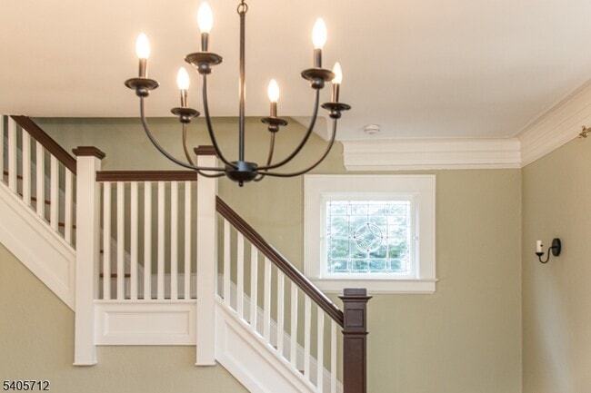 Building Photo - 479 Grove St