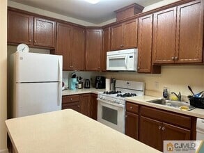 Building Photo - 746 Liberty Ct
