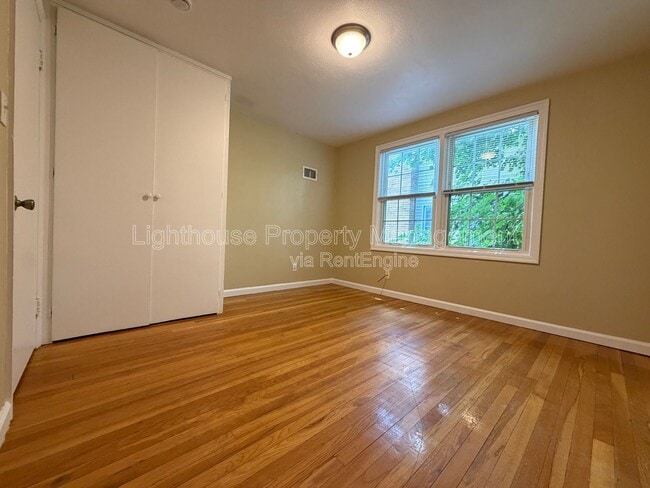 Building Photo - 1447 Giddings Ave SE