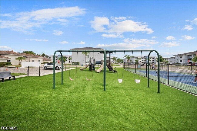 Building Photo - 3940 Pomodoro Cir