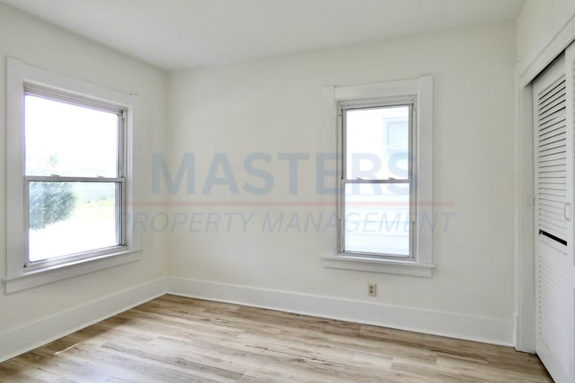 Building Photo - Beautiful Toledo 3 Bed House