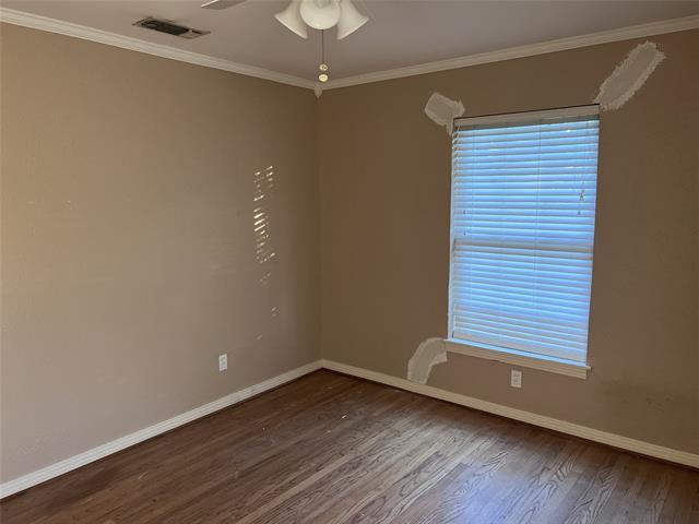 Building Photo - 3728 Seguin Dr