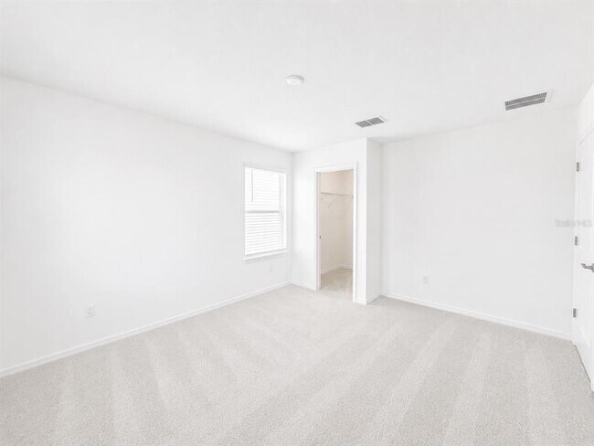 Building Photo - 5806 Fabry St