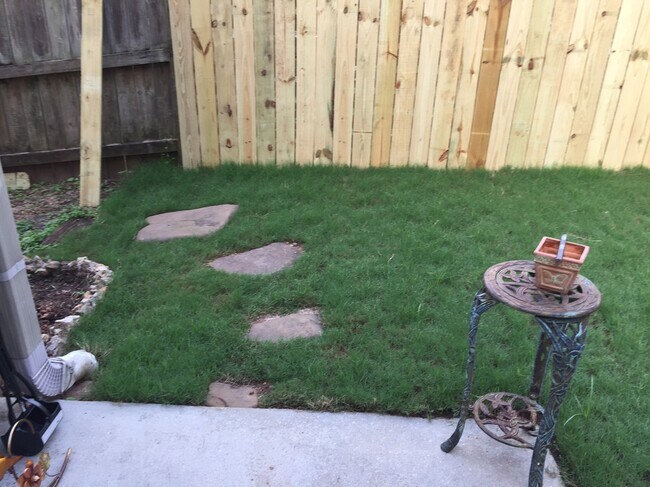 Back Yard - 1722 13th Ct S