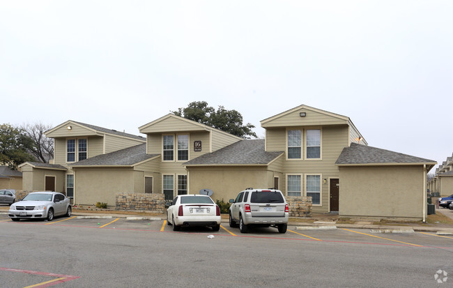 Building Photo - White Rock Hills