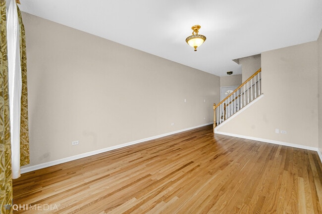 Building Photo - 7248 Bradford Ct