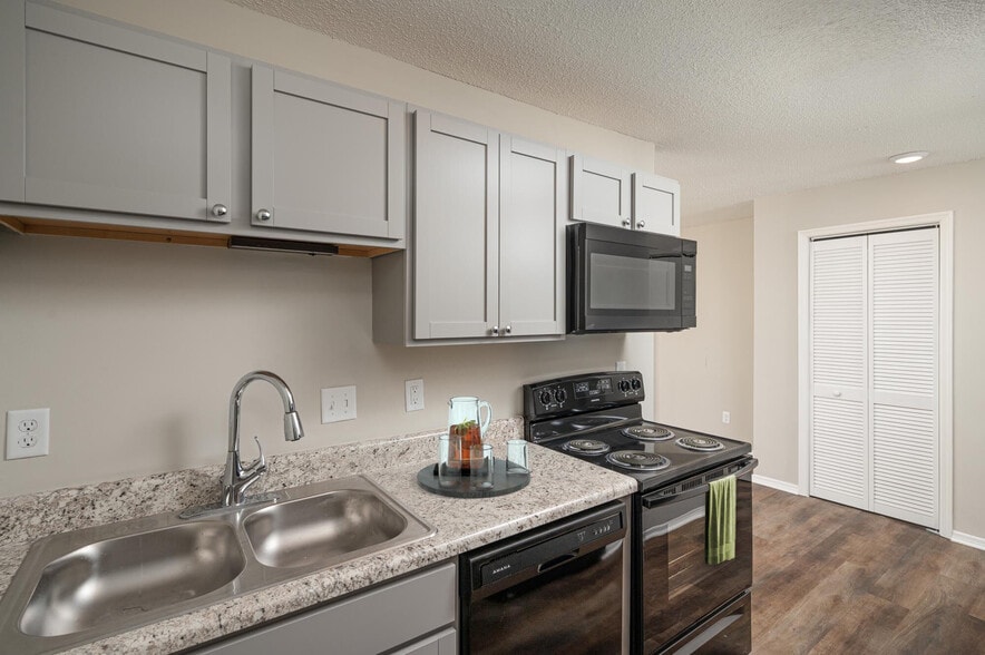 Primary Photo - Vandergriff Village Apartments by Callio P...
