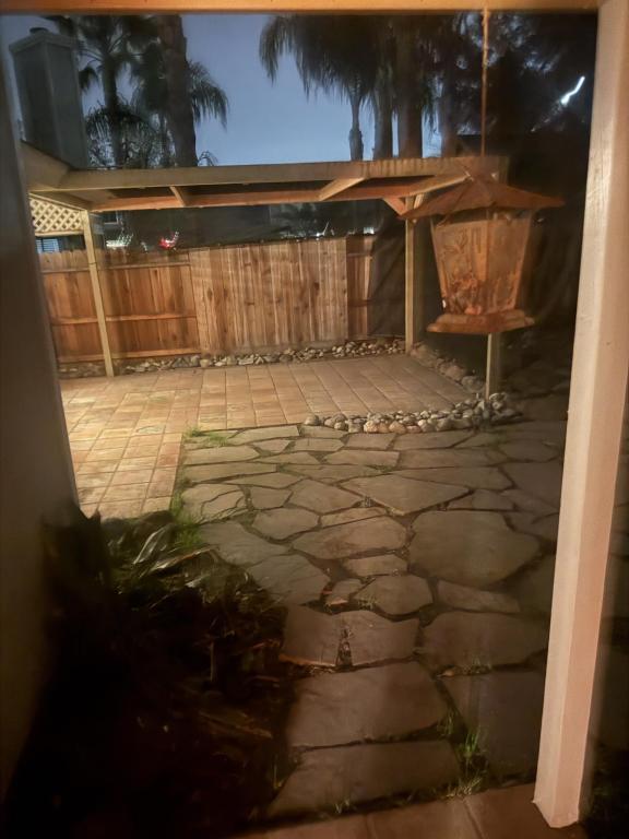 Building Photo - 2205 Mountain Quail Way