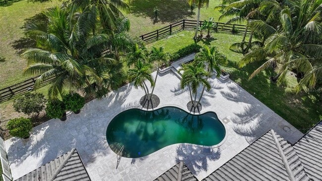 Building Photo - 10630 El Caballo Ct