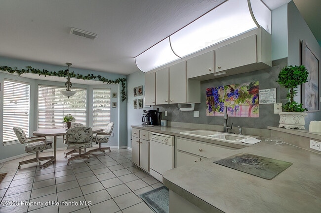 Building Photo - 8513 Beach Rd