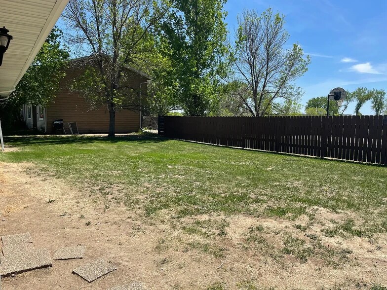 Building Photo - 1117 Expansion Dr