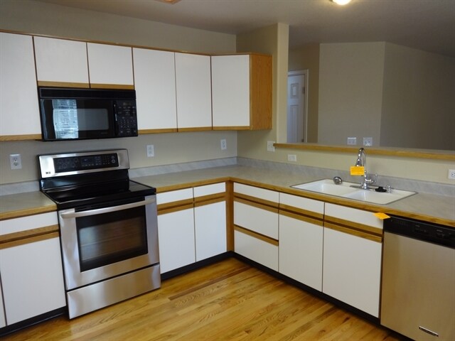 Building Photo - 4057 S Kirk Ct