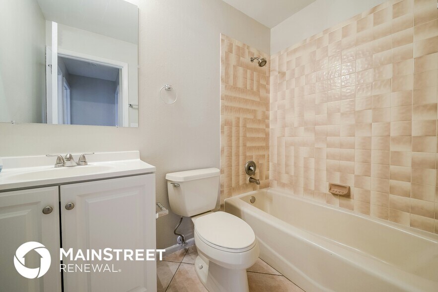 Building Photo - 4474 Pike Ave