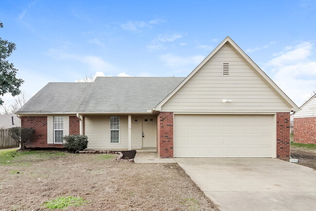 Building Photo - 7095 Brandee Dr