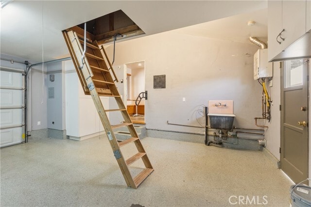 Building Photo - 828 Stevely Ave