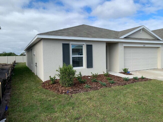 Building Photo - 16763 Parker River St