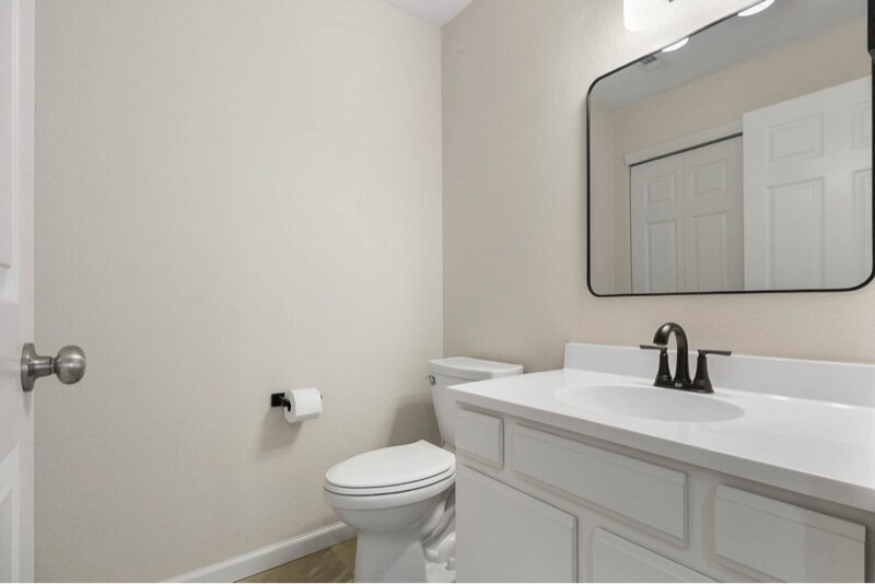 Building Photo - 1502 Cornerstone Ct