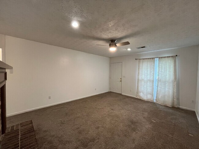 Building Photo - Location, Community, Quality Living. It St...