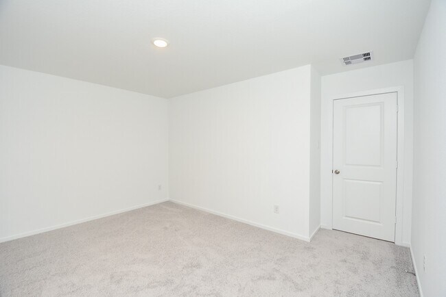 Building Photo - 21430 Carosella Dr