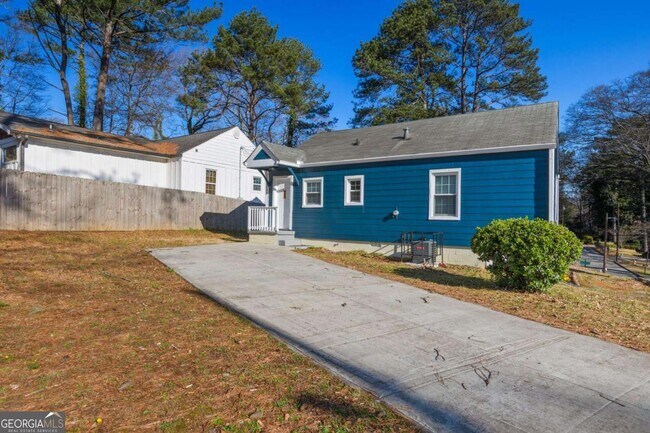 Building Photo - 2584 Oldknow Dr NW