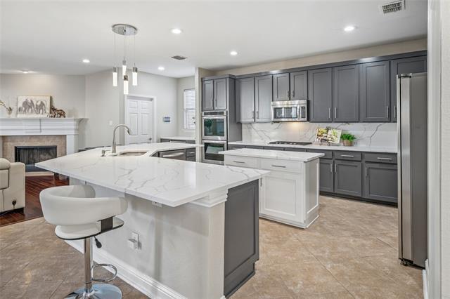 Building Photo - 8812 Bluffcreek Ln