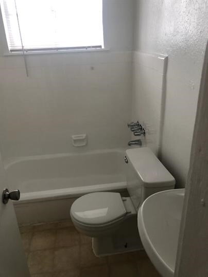 Building Photo - 1615 Wentworth St