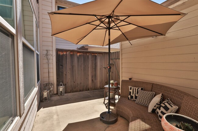 Building Photo - 9135 Solvista Pass Ln