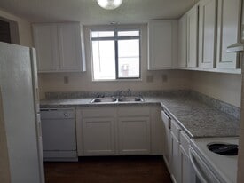 Building Photo - Aspen Meadows