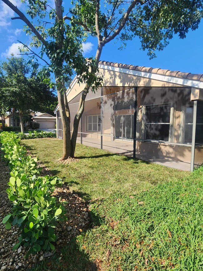 Building Photo - 11287 Vivero Ave