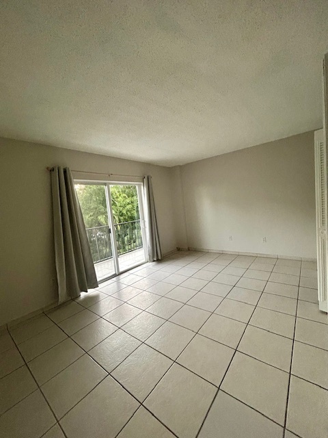 Balcony in bdrm - 900 SW 84th Ave