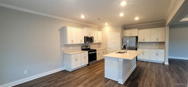 Building Photo - 5108 Sedona Dr