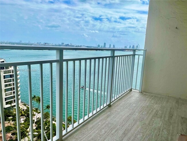 Building Photo - 770 Claughton Island Dr