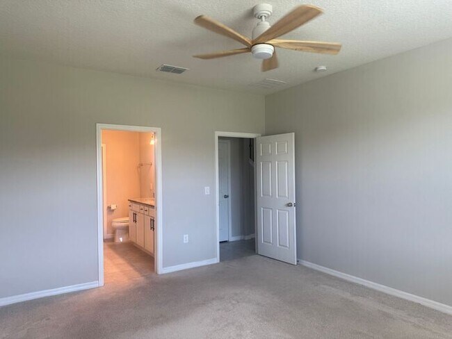 Building Photo - Beautiful and spacious Home in East Lake Preserve, Kissimmee