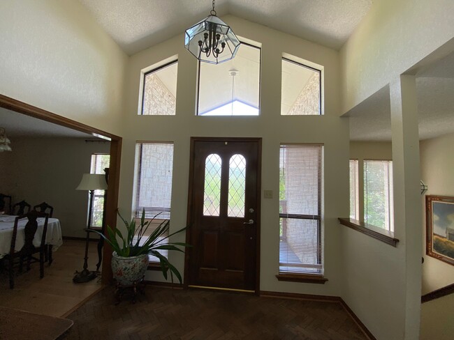 Building Photo - 5943 Cape Coral Dr