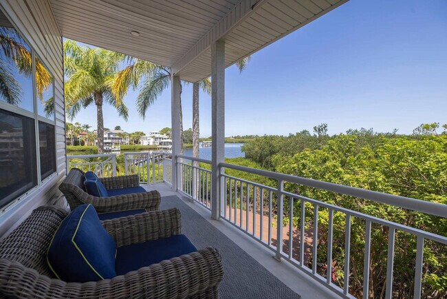 Building Photo - 763 Jacqueline Ln