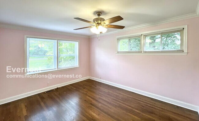 Building Photo - 1361 N Concord Rd