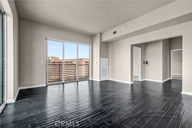 Building Photo - 388 E Ocean Blvd