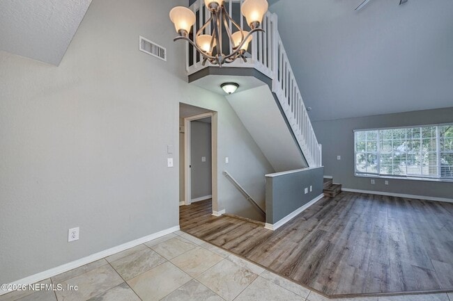 Building Photo - 13703 Richmond Park Dr N